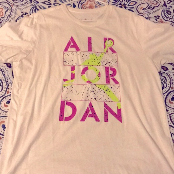 Jordan Other - USED Jordan T-Shirt (LARGE)